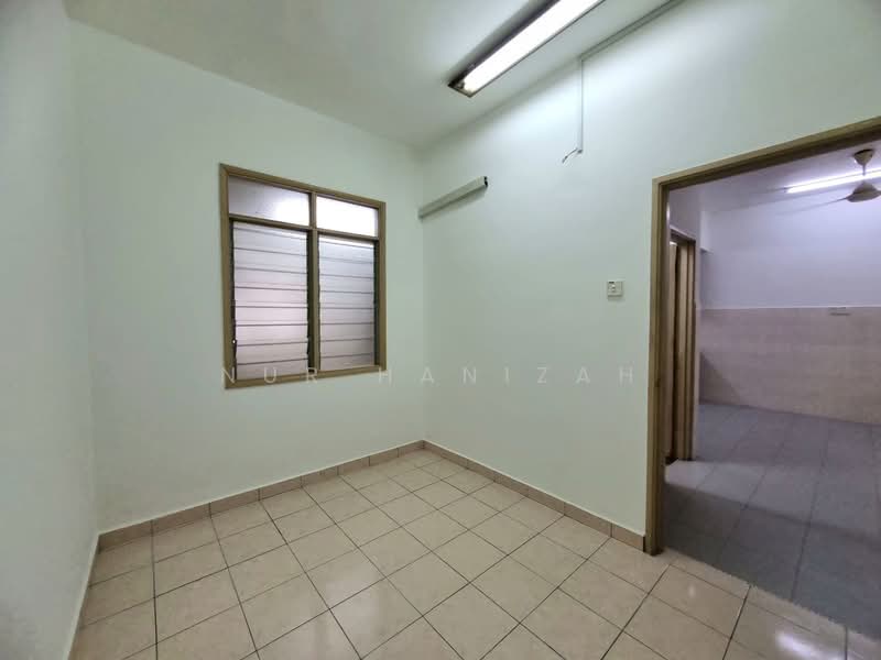 2-storey Terraced House for Sale in Bandar Puncak Alam (Puncak Alam) - Nur Hanizah - PropertyGuru.com.my