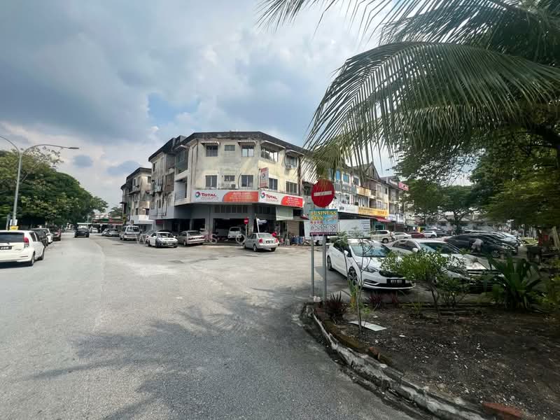 Shop for Rent in Kepong (Selangor) - Wilson Wong - Exterior - PropertyGuru.com.my