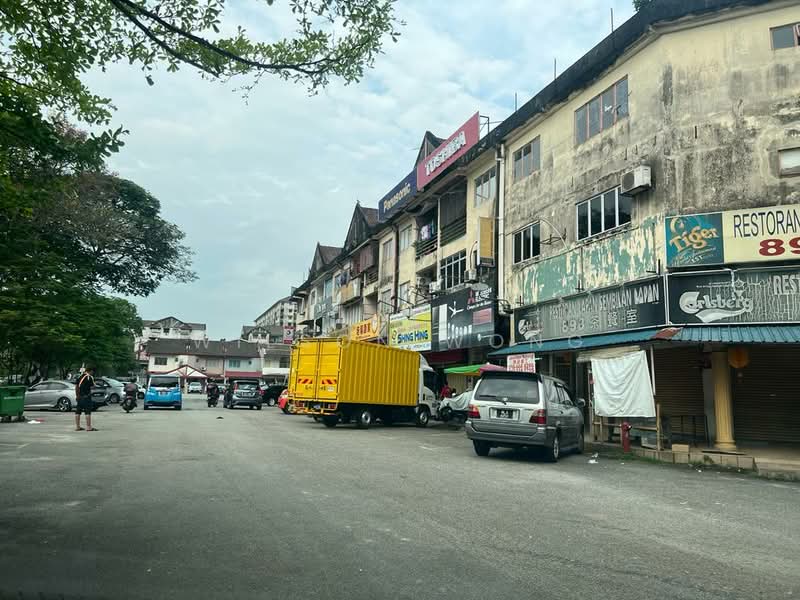 Shop for Rent in Kepong (Selangor) - Wilson Wong - Exterior - PropertyGuru.com.my