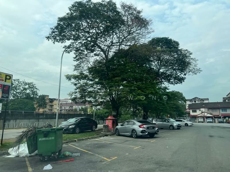 Shop for Rent in Kepong (Selangor) - Wilson Wong - Exterior - PropertyGuru.com.my