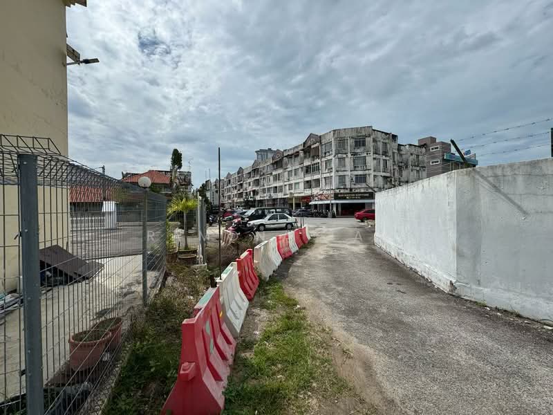 Rumah Teres 1 Tingkat untuk Dijual di Bandar Hilir (Melaka City) - Ramona Tan - Exterior - PropertyGuru.com.my