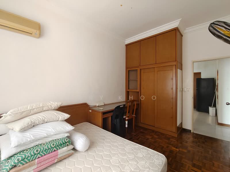 Condominium for Sale at Grand View - Gary Khoo - Bedroom - PropertyGuru.com.my