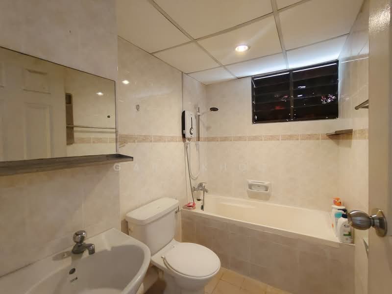 Condominium for Sale at Grand View - Gary Khoo - Bathroom - PropertyGuru.com.my