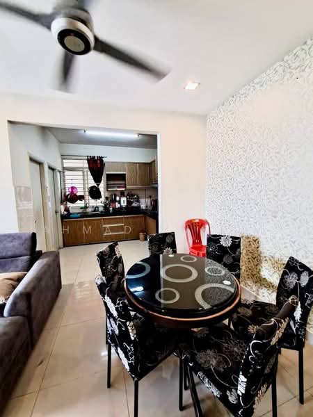 Kondominium untuk Dijual di Prima U1 - Ahmad Muslim - Living Room - PropertyGuru.com.my