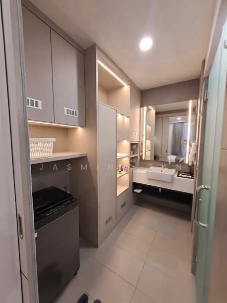 Service Residence for Rent at YOLO Signature Suites - Jasminn Tan - Bathroom - PropertyGuru.com.my