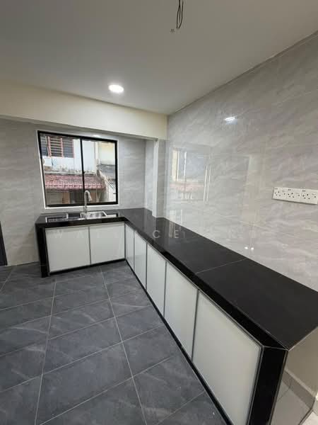 Rumah Teres 2 Tingkat untuk Dijual di Taman Desa Jaya (Johor Bahru) - Wallace Ang - PropertyGuru.com.my
