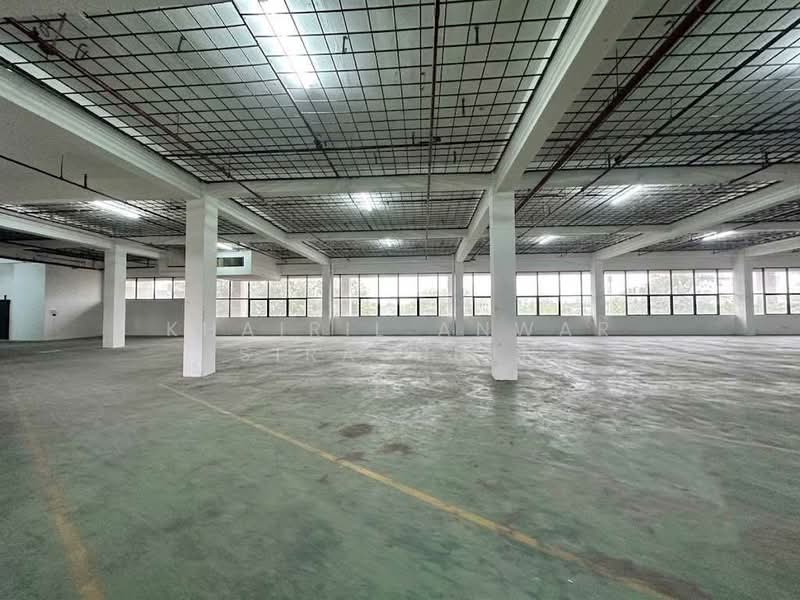 Gudang untuk Disewa di Seksyen 16 (Shah Alam) - Khairil Anwar Sirajudin - Interior - PropertyGuru.com.my