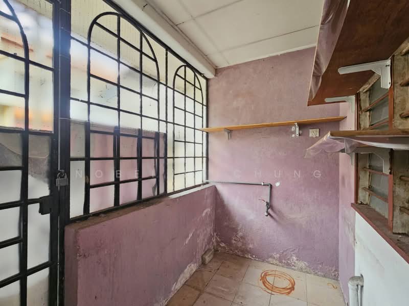 2-storey Terraced House for Sale in Usj 11 (Subang Jaya) - Nobeille Chung - Balcony - PropertyGuru.com.my