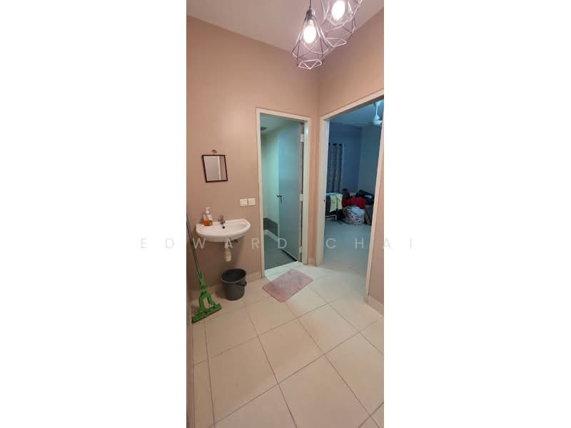 Pangsapuri untuk Disewa di Seri Kasturi Apartments - Edward Chai - Bathroom - PropertyGuru.com.my