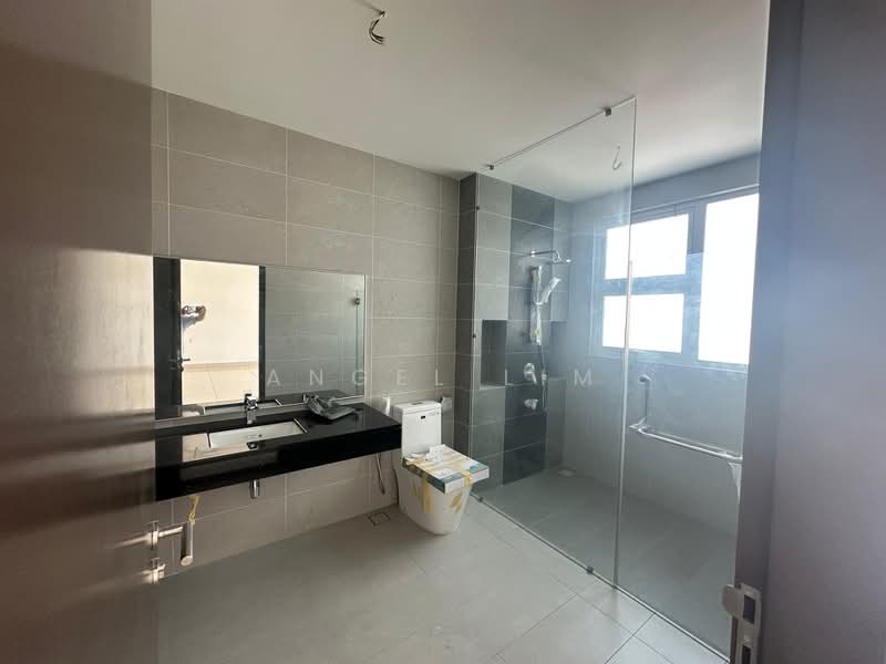 Rumah Berkembar untuk Dijual di Taman Ponderosa (Johor Bahru) - Angel Lim - Bathroom - PropertyGuru.com.my