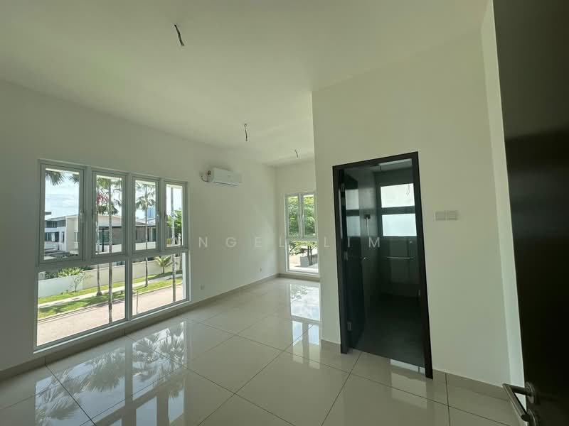 Rumah Berkembar untuk Dijual di Taman Ponderosa (Johor Bahru) - Angel Lim - Living Room - PropertyGuru.com.my