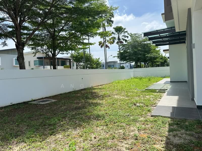 Rumah Berkembar untuk Dijual di Taman Ponderosa (Johor Bahru) - Angel Lim - Exterior - PropertyGuru.com.my