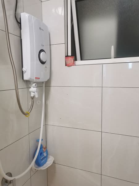 Service Residence for Rent at Amber Cove - Jordan Lee - Bathroom - PropertyGuru.com.my