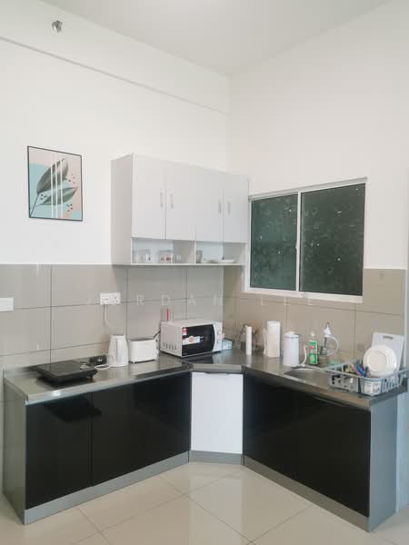 Service Residence for Rent at Amber Cove - Jordan Lee - Kitchen - PropertyGuru.com.my