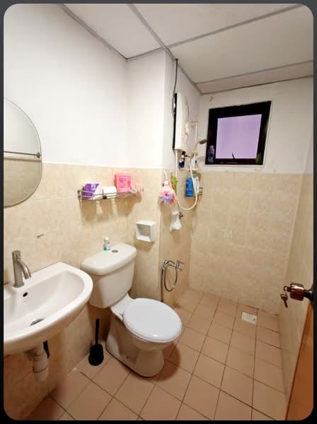 Kondominium untuk Dijual di Sri Putramas - Henry Lim - Bathroom - PropertyGuru.com.my