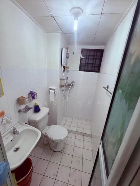Kondominium untuk Disewa di Vista Millennium Condominium - Chloe Wong - Bathroom - PropertyGuru.com.my