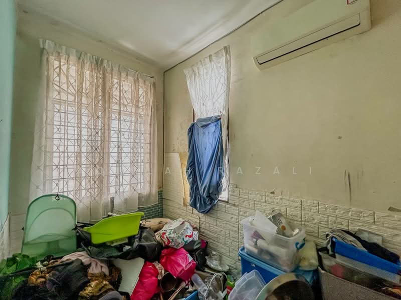 Rumah Teres 2 Tingkat untuk Dijual di Sepang (Selangor) - Aqillah Razali - PropertyGuru.com.my