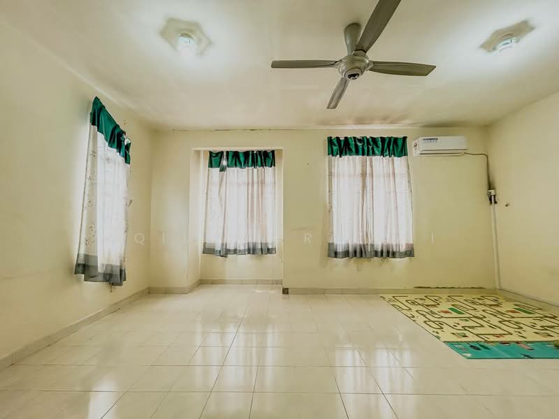 Rumah Teres 2 Tingkat untuk Dijual di Sepang (Selangor) - Aqillah Razali - PropertyGuru.com.my