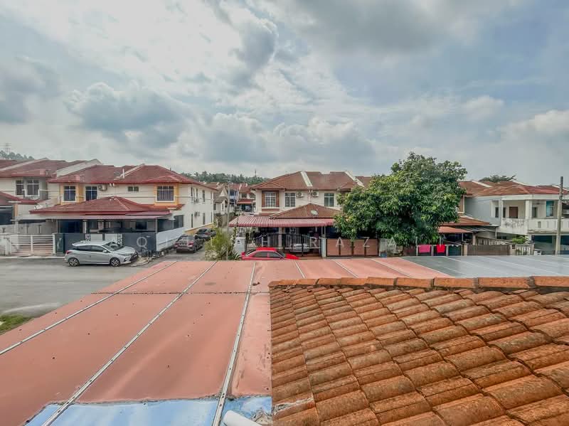 Rumah Teres 2 Tingkat untuk Dijual di Sepang (Selangor) - Aqillah Razali - PropertyGuru.com.my