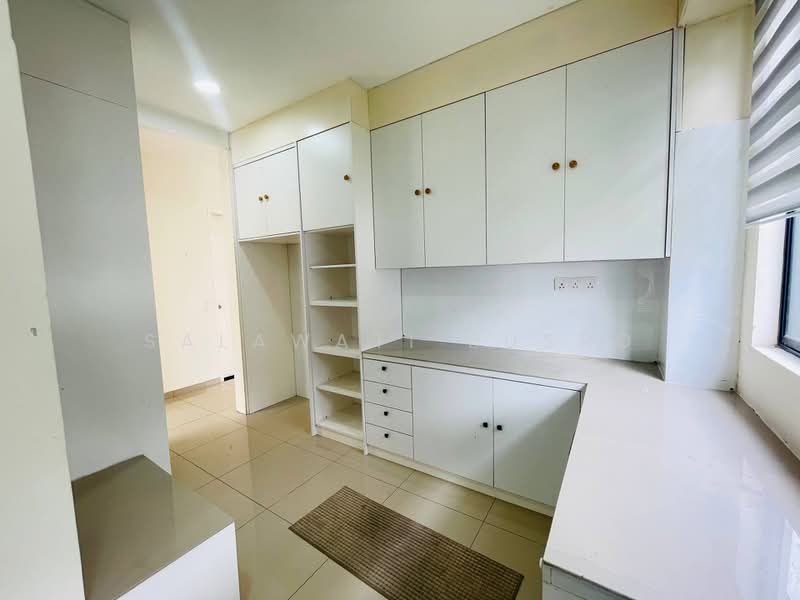 Semi-Detached House for Rent in Kuala Selangor (Selangor) - Salawati Busro - Kitchen - PropertyGuru.com.my