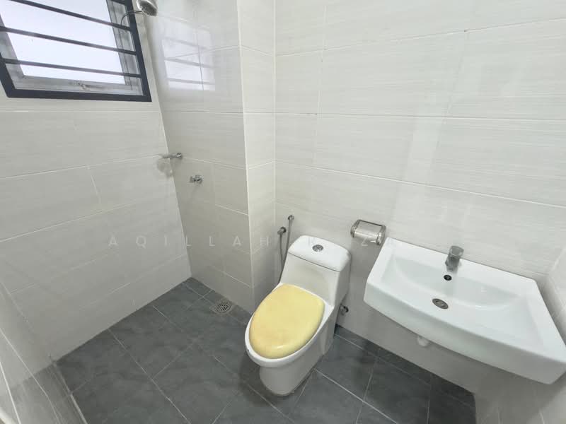 Rumah Teres 2 Tingkat untuk Dijual di Semenyih (Selangor) - Aqillah Razali - PropertyGuru.com.my
