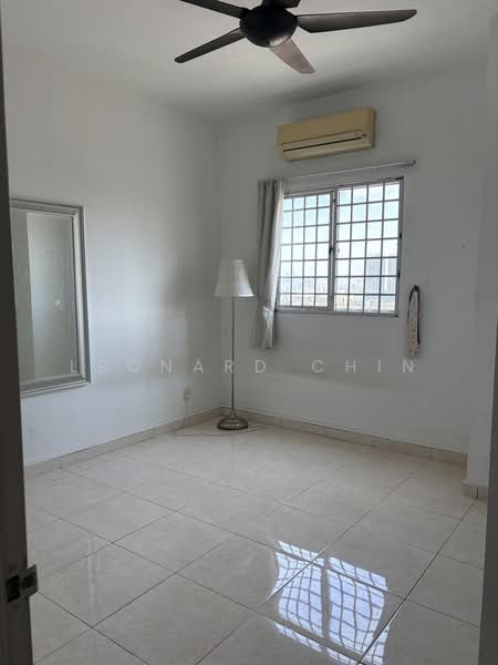 Kondominium untuk Disewa di Ketumbar Hill - Leonard Chin - Bedroom  - PropertyGuru.com.my