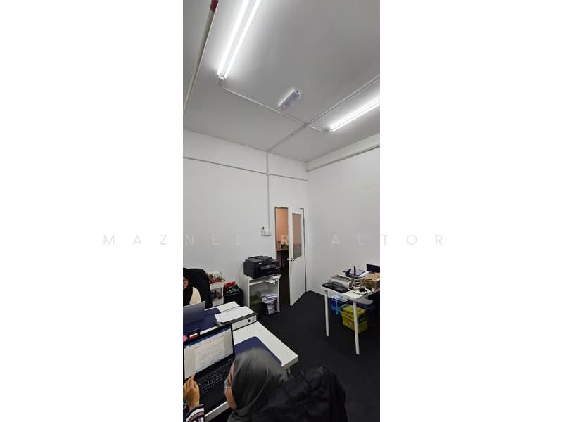 Kedai / Pejabat untuk Disewa di Cyber 9 (Cyberjaya) - Maznee Realtor - Interior - PropertyGuru.com.my