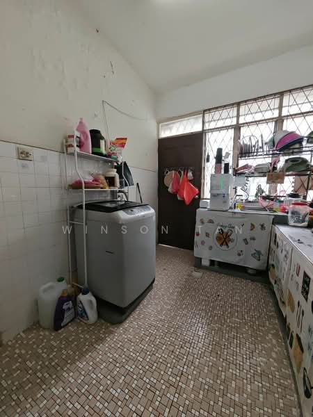 Rumah Teres 2 Tingkat untuk Dijual di Taman Perling (Perling) - Winson Tan - Kitchen - PropertyGuru.com.my