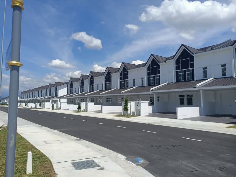Rumah Teres 2 Tingkat untuk Disewa di Anggun (Rawang) - Annie Ng - PropertyGuru.com.my