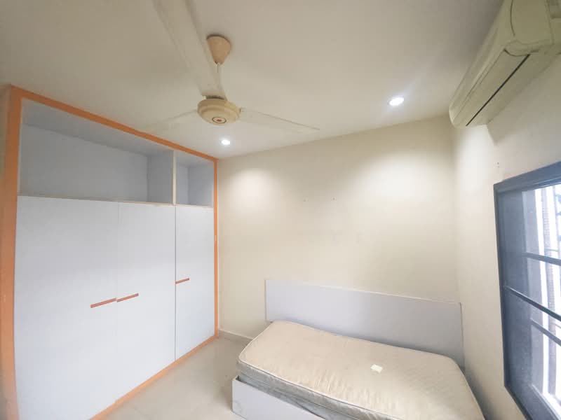 Townhouse for Sale in Country Heights (Kajang) - Bobo Lee - Bedroom - PropertyGuru.com.my