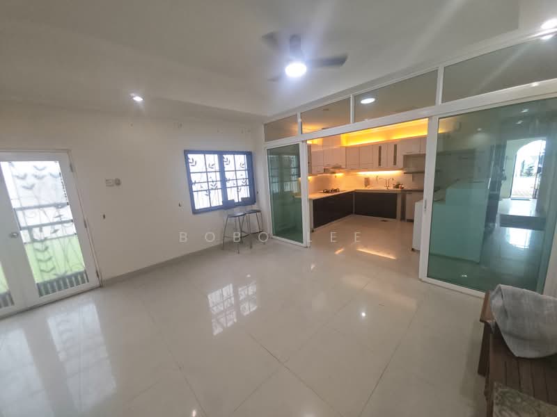 Townhouse for Sale in Country Heights (Kajang) - Bobo Lee - Kitchen - PropertyGuru.com.my