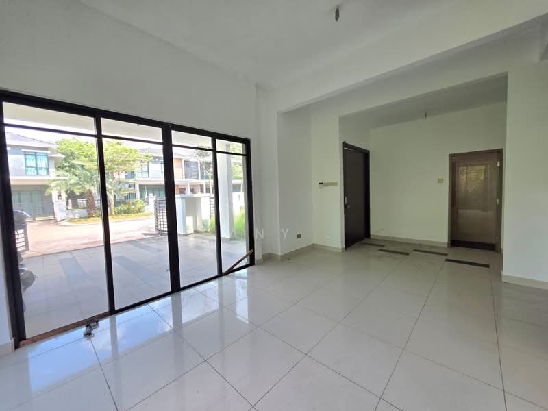 Semi-Detached House for Sale in Shah Alam (Selangor) - Hany . - PropertyGuru.com.my