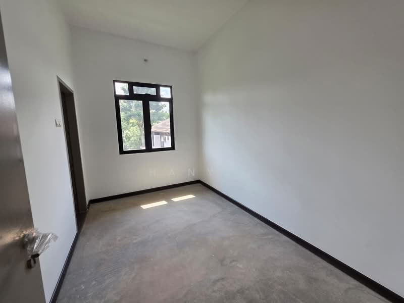 Semi-Detached House for Sale in Shah Alam (Selangor) - Hany . - PropertyGuru.com.my