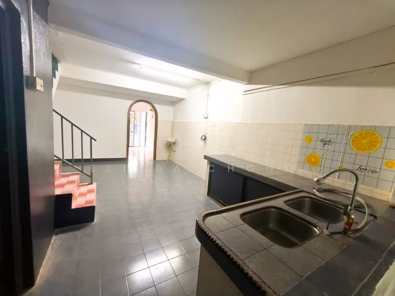 Rumah Teres 2 Tingkat untuk Dijual di Permas Jaya (Johor Bahru) - Elissa Chong - PropertyGuru.com.my