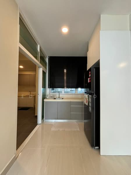 Condominium for Rent at Medini Signature - Edward Siow - Kitchen - PropertyGuru.com.my