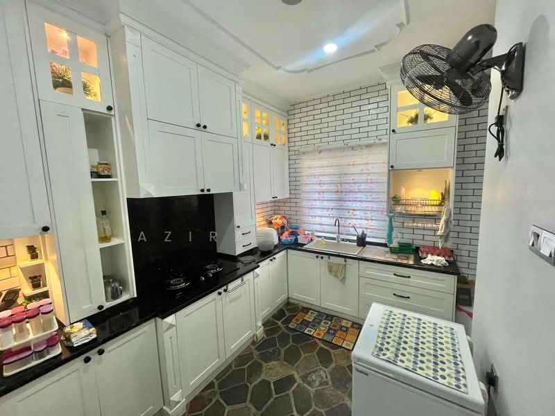 Rumah Teres 2 Tingkat untuk Dijual di Sepang (Selangor) - Azira Ahmad - Kitchen - PropertyGuru.com.my