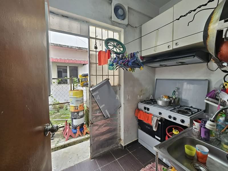 Rumah Teres 2 Tingkat untuk Dijual di Sungai Buloh (Selangor) - Azira Ahmad - Kitchen - PropertyGuru.com.my
