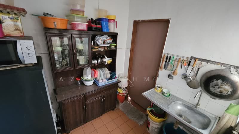 Apartment for Sale at Ruvena Villa - Azira Ahmad - Kitchen - PropertyGuru.com.my
