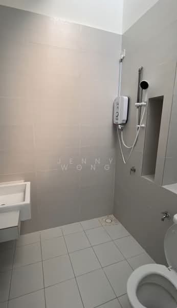 2-storey Terraced House for Rent in Eco Grandeur (Puncak Alam) - Jenny Wong - Bathroom - PropertyGuru.com.my