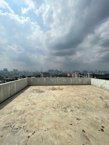 Semi-Detached House for Sale in Desa Petaling (Kuala Lumpur) - Steven Wong - Roof - PropertyGuru.com.my