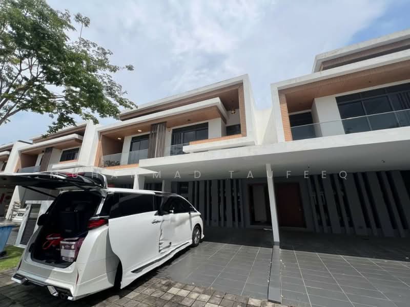 2-storey Terraced House for Rent in Eco Sanctuary (Telok Panglima Garang) - Muhammad Taufeeq - Exterior - PropertyGuru.com.my