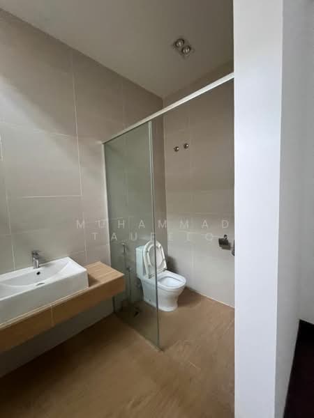 2-storey Terraced House for Rent in Eco Sanctuary (Telok Panglima Garang) - Muhammad Taufeeq - Bathroom - PropertyGuru.com.my