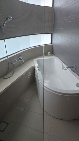 Service Residence for Sale at Aragreens - Yong Qin Choo - Bathroom - PropertyGuru.com.my