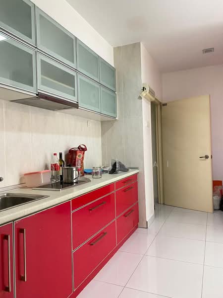 Servis Apartment untuk Dijual di Connaught Avenue - Winnie Tai - Kitchen - PropertyGuru.com.my