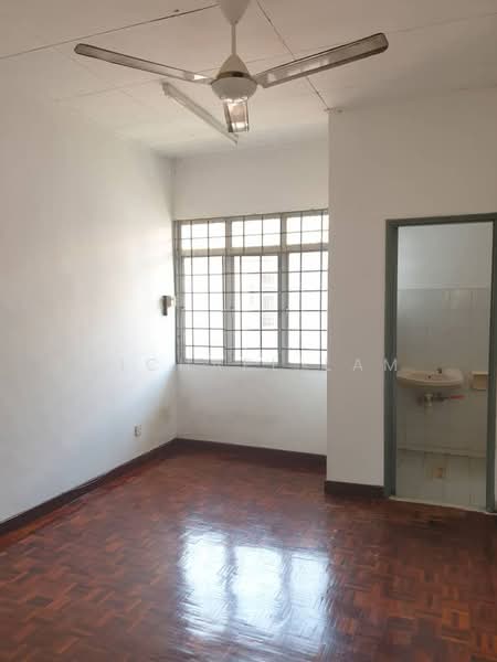 Rumah Teres 2 Tingkat untuk Disewa di Petaling Jaya (Selangor) - Michael Lam - PropertyGuru.com.my