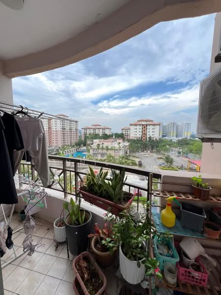 Pangsapuri untuk Dijual di Prima Regency - Annie Low - Balcony - PropertyGuru.com.my