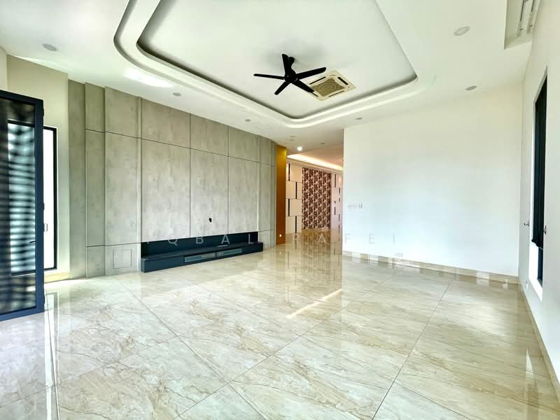 Bungalow House for Sale in Country Heights Damansara (Kuala Lumpur) - Iqbal Rafei - Living Room - PropertyGuru.com.my
