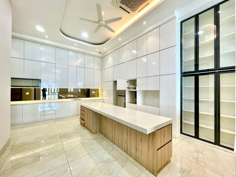 Bungalow House for Sale in Country Heights Damansara (Kuala Lumpur) - Iqbal Rafei - Kitchen - PropertyGuru.com.my