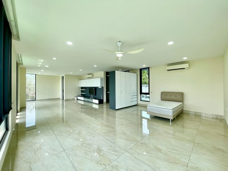 Bungalow House for Sale in Country Heights Damansara (Kuala Lumpur) - Iqbal Rafei - Living Room - PropertyGuru.com.my