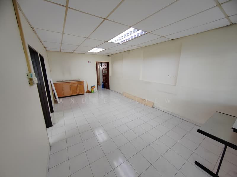 Commercial Semi-D for Rent in Jelutong (Penang) - Andrew Liew - Interior - PropertyGuru.com.my